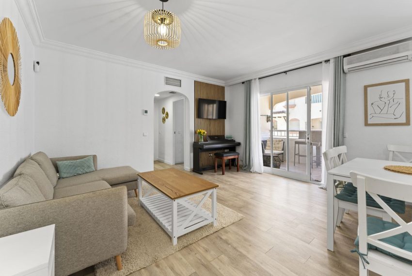R5153647-Apartment-For-Sale-Estepona-Penthouse-2-Beds-90-Built-4
