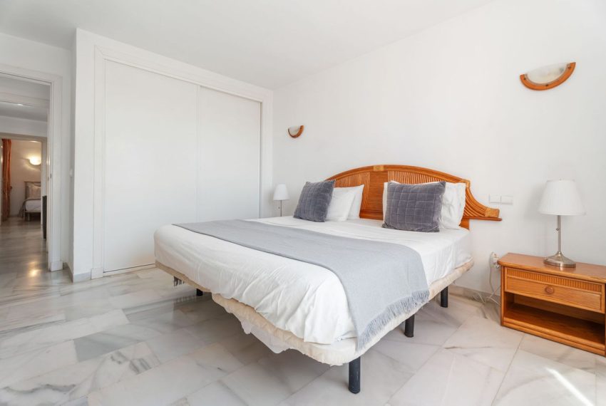 R5154808-Apartment-For-Sale-Marbella-Ground-Floor-3-Beds-101-Built-12