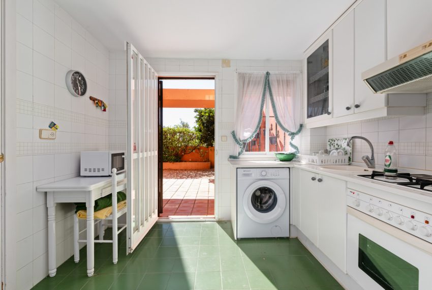 R5154883-Apartment-For-Sale-Marbella-Ground-Floor-4-Beds-138-Built-4