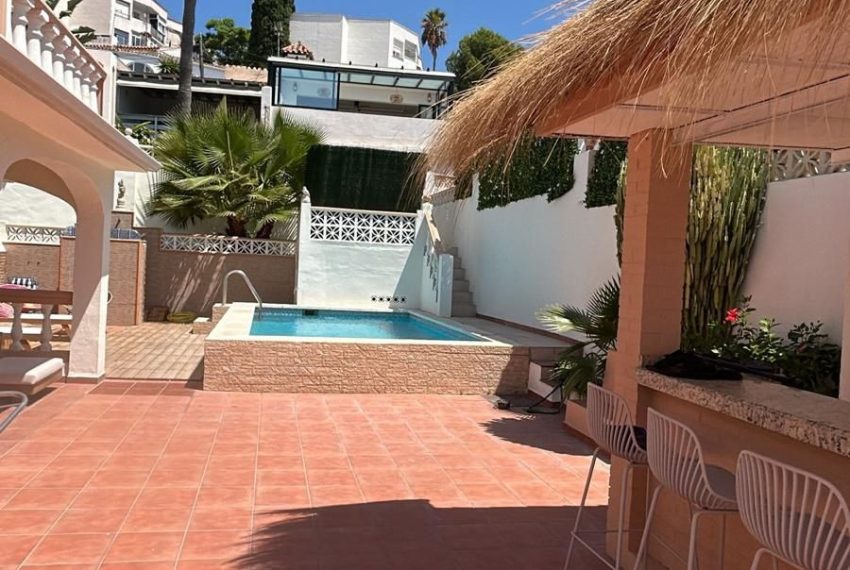 R5154904-Villa-For-Sale-Nueva-Andalucia-Detached-3-Beds-280-Built-2