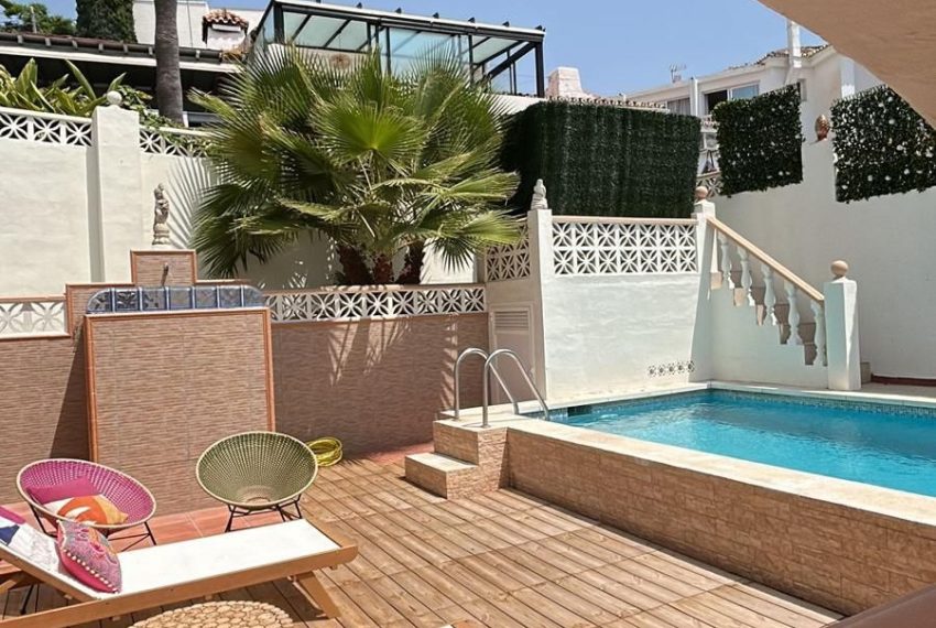 R5154904-Villa-For-Sale-Nueva-Andalucia-Detached-3-Beds-280-Built