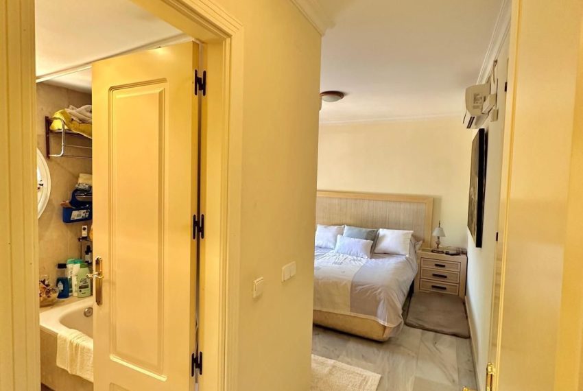 R5154937-Apartment-For-Sale-Nueva-Andalucia-Duplex-3-Beds-130-Built-9