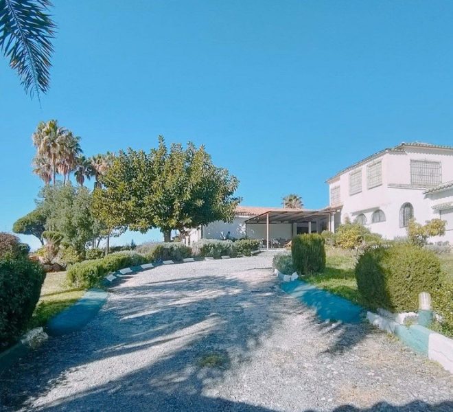 R5154985-Image 1-Finca - 4 Beds - 422 Built