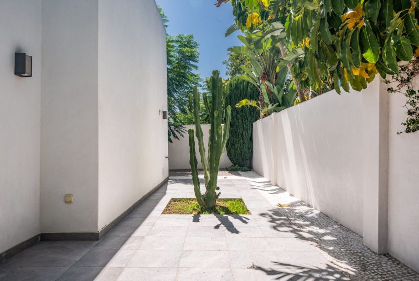 R5155102-Villa-For-Sale-Marbella-Detached-4-Beds-166-Built-13