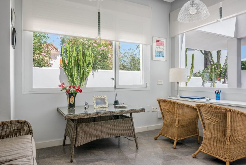 R5155102-Villa-For-Sale-Marbella-Detached-4-Beds-166-Built-17