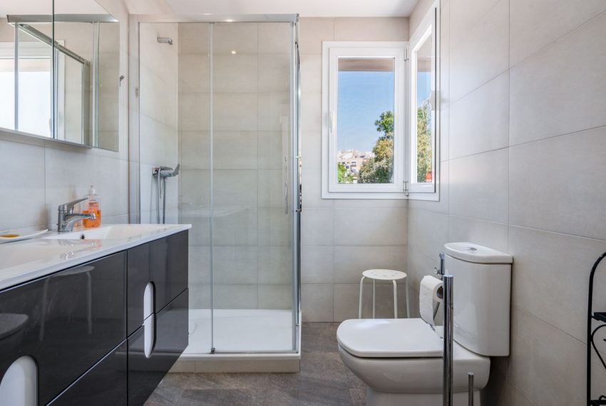 R5155102-Villa-For-Sale-Marbella-Detached-4-Beds-166-Built-7