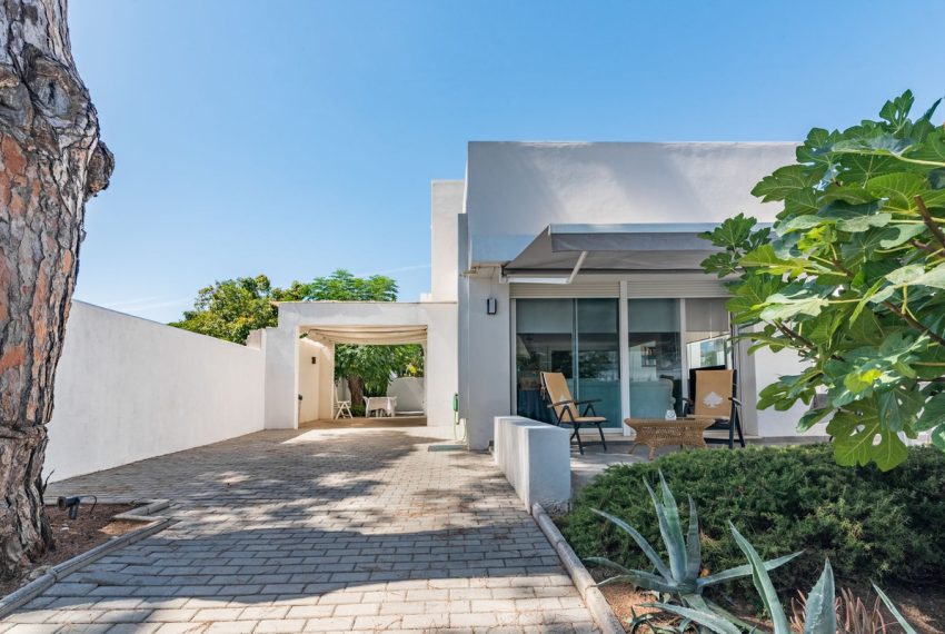 R5155102-Villa-For-Sale-Marbella-Detached-4-Beds-166-Built