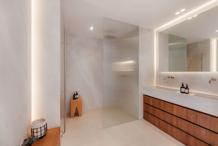 R5155126-Apartment-For-Sale-Nueva-Andalucia-Ground-Floor-4-Beds-201-Built-10