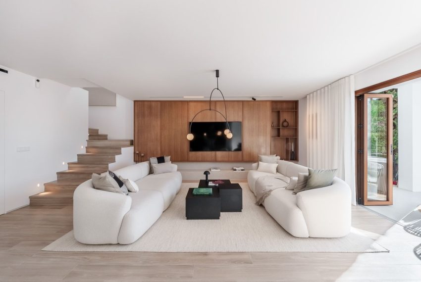 R5155126-Apartment-For-Sale-Nueva-Andalucia-Ground-Floor-4-Beds-201-Built