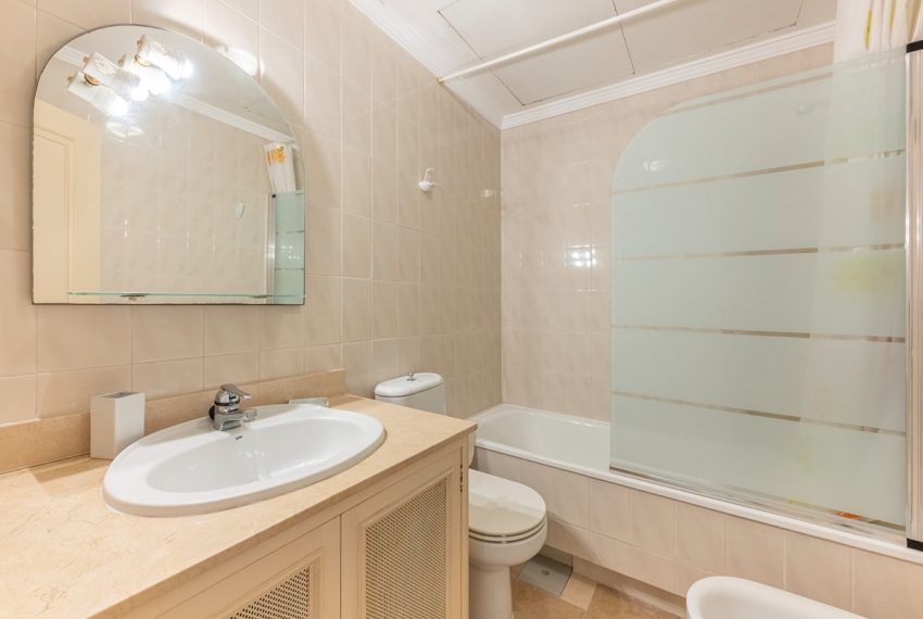 R5155369-Apartment-For-Sale-Nueva-Andalucia-Middle-Floor-2-Beds-96-Built-15