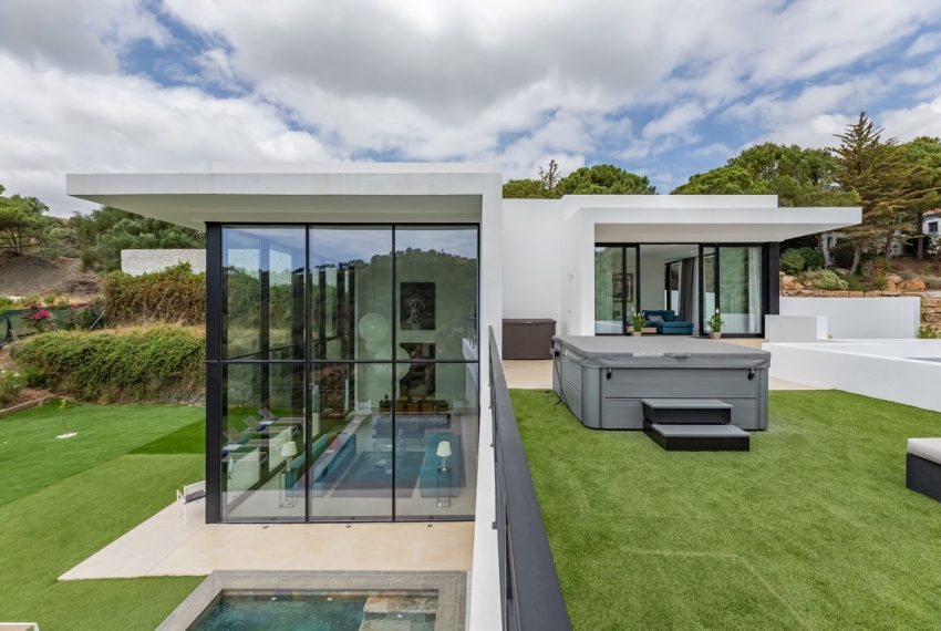 R5155903-Villa-For-Sale-Benahavis-Detached-6-Beds-500-Built-4