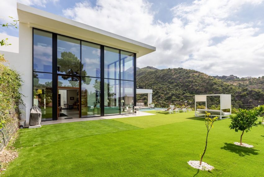 R5155903-Villa-For-Sale-Benahavis-Detached-6-Beds-500-Built