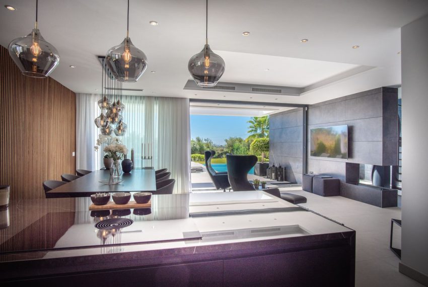 R5155951-Villa-For-Sale-Estepona-Detached-6-Beds-383-Built-11