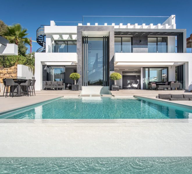 R5155951-Image 1-Detached - 6 Beds - 383 Built