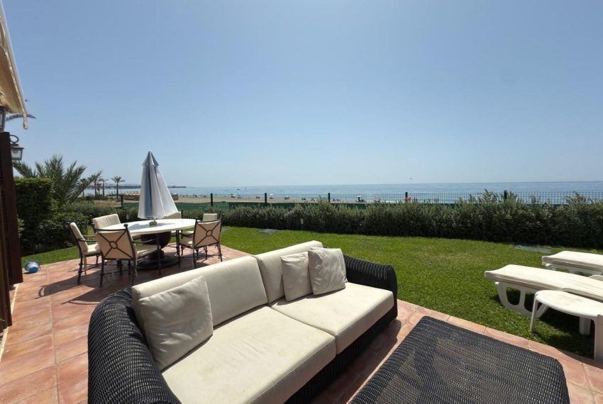 R5156122-Villa-For-Sale-Estepona-Semi-Detached-5-Beds-190-Built-18