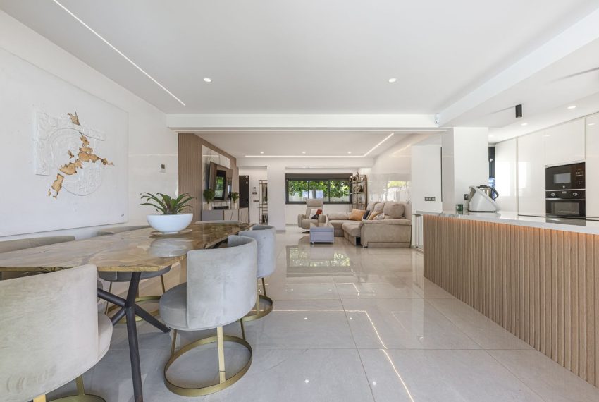 R5156197-Villa-For-Sale-Estepona-Detached-3-Beds-260-Built-12