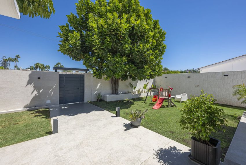 R5156197-Villa-For-Sale-Estepona-Detached-3-Beds-260-Built-6