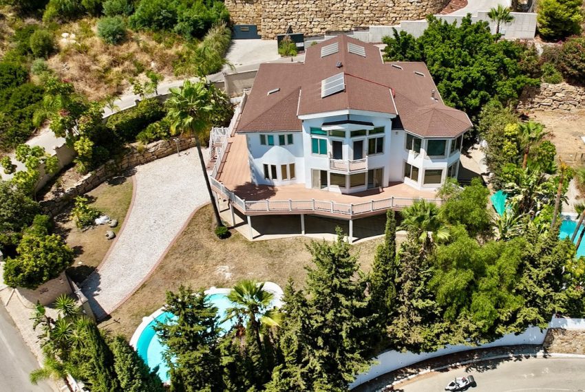 R5156368-Villa-For-Sale-Benahavis-Detached-5-Beds-710-Built-1