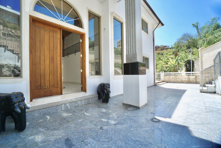 R5156368-Villa-For-Sale-Benahavis-Detached-5-Beds-710-Built-2