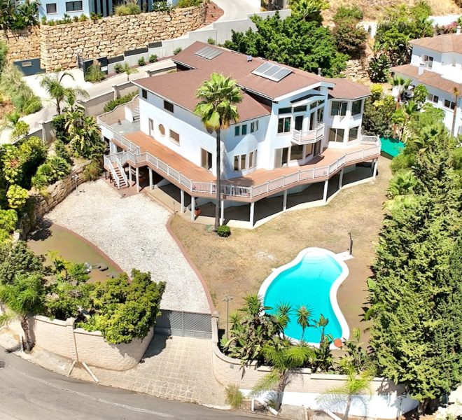 R5156368-Image 1-Detached - 5 Beds - 710 Built