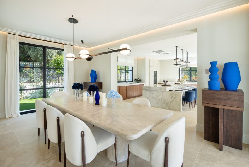 R5156452-Villa-For-Sale-The-Golden-Mile-Detached-6-Beds-1000-Built-3