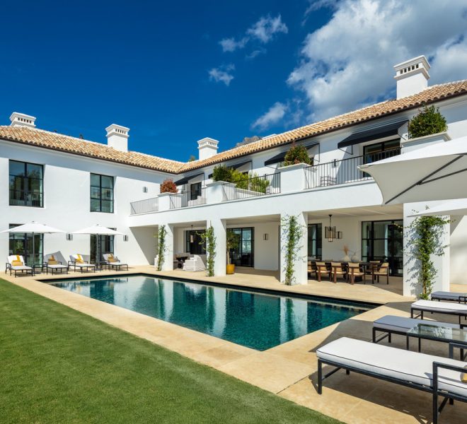 R5156452-Image 1-Detached - 6 Beds - 1000 Built