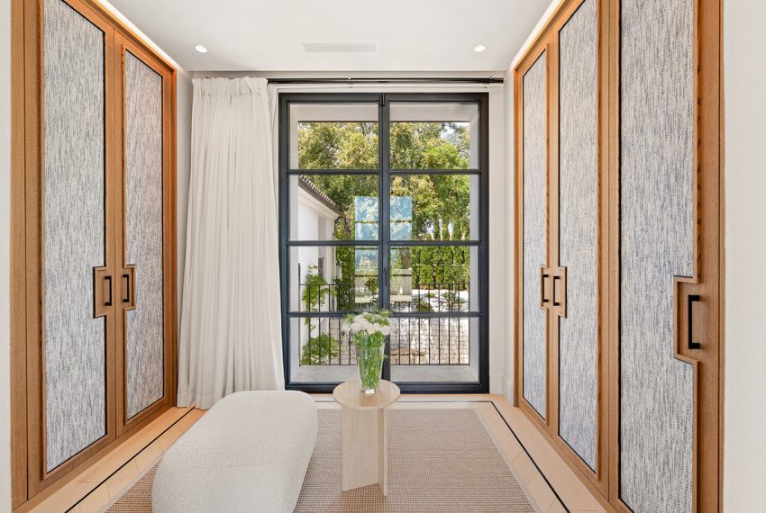 R5156455-Villa-For-Sale-The-Golden-Mile-Detached-6-Beds-1534-Built-14