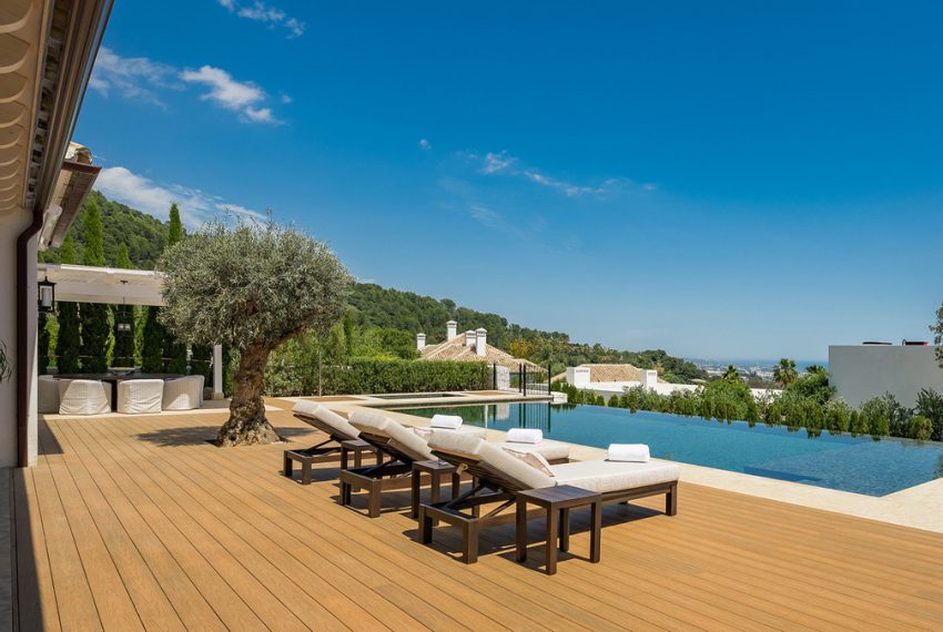 R5156455-Villa-For-Sale-The-Golden-Mile-Detached-6-Beds-1534-Built-3