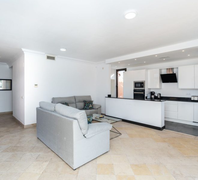 R5156959-Image 1-Penthouse - 2 Beds - 144 Built