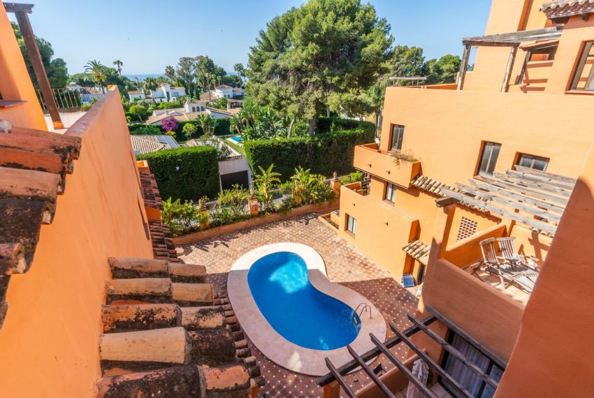 R5156959-Apartment-For-Sale-New-Golden-Mile-Penthouse-2-Beds-144-Built-8