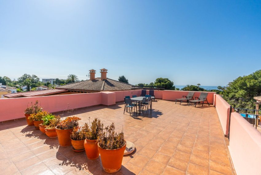 R5156959-Apartment-For-Sale-New-Golden-Mile-Penthouse-2-Beds-144-Built-9