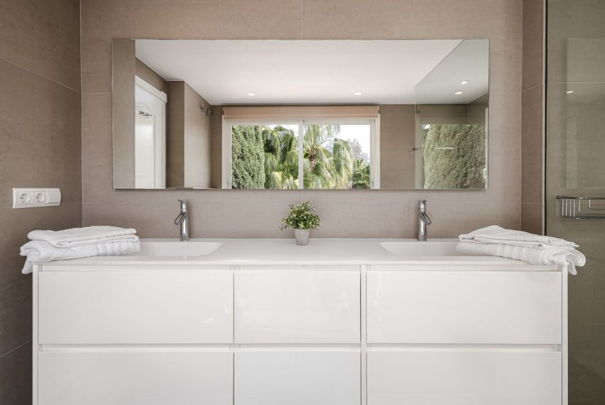 R5157145-Apartment-For-Sale-The-Golden-Mile-Penthouse-Duplex-4-Beds-270-Built-16