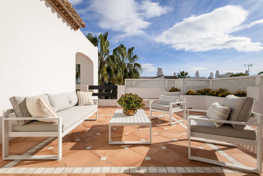 R5157145-Apartment-For-Sale-The-Golden-Mile-Penthouse-Duplex-4-Beds-270-Built