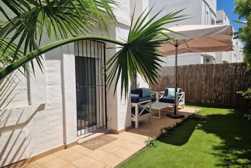 R5157463-Townhouse-For-Sale-Nueva-Andalucia-Terraced-3-Beds-136-Built-1