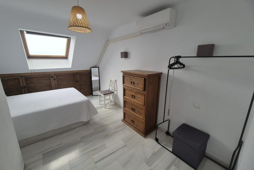 R5157484-Apartment-For-Sale-El-Padron-Penthouse-1-Beds-49-Built-18