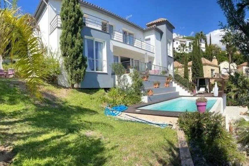 R5157490-Villa-For-Sale-Los-Arqueros-Detached-5-Beds-448-Built