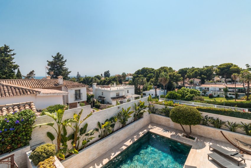 R5157496-Villa-For-Sale-Nueva-Andalucia-Detached-4-Beds-410-Built-1