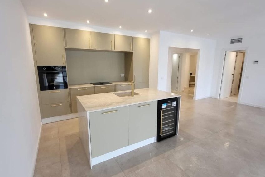 R5158162-Apartment-For-Sale-Benahavis-Ground-Floor-4-Beds-113-Built-11