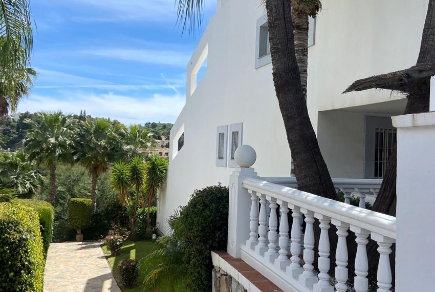R5158162-Apartment-For-Sale-Benahavis-Ground-Floor-4-Beds-113-Built