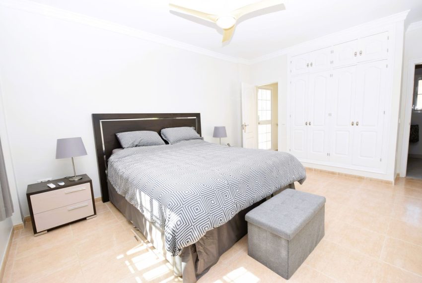 R5158207-Villa-For-Sale-La-Cala-de-Mijas-Detached-3-Beds-168-Built-3