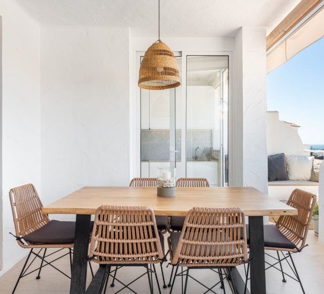 R5158765-Image 1-Penthouse Duplex - 3 Beds - 137 Built