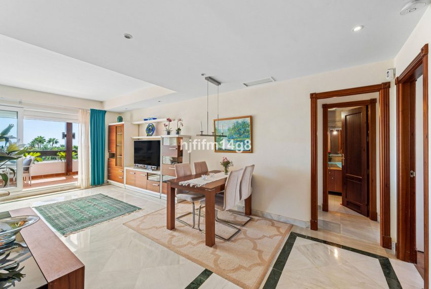 R5158996-Apartment-For-Sale-Nueva-Andalucia-Penthouse-Duplex-3-Beds-249-Built-5