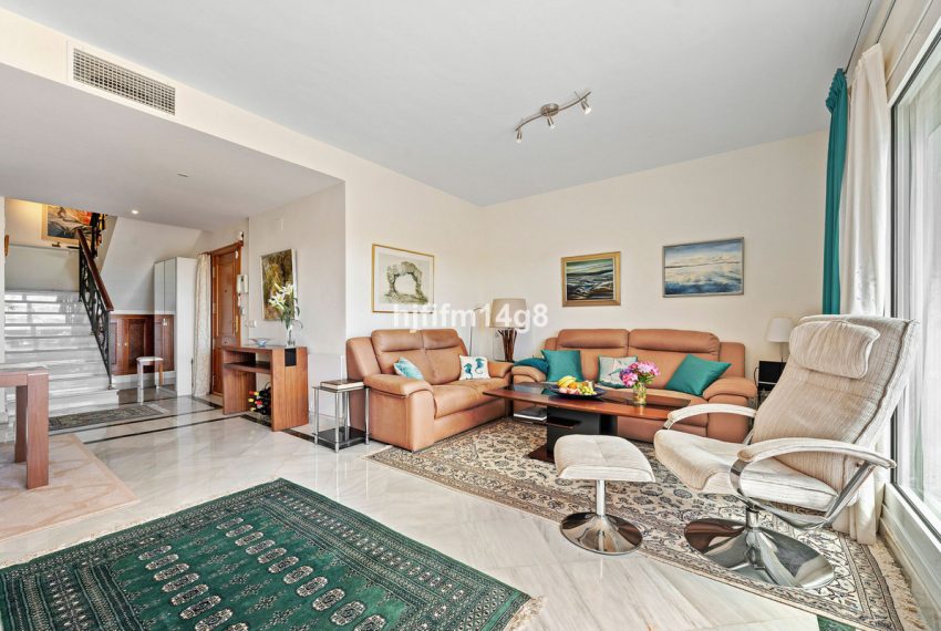R5158996-Apartment-For-Sale-Nueva-Andalucia-Penthouse-Duplex-3-Beds-249-Built-6