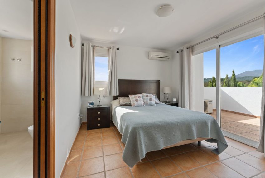 R5159266-Villa-For-Sale-Coin-Detached-4-Beds-223-Built-13