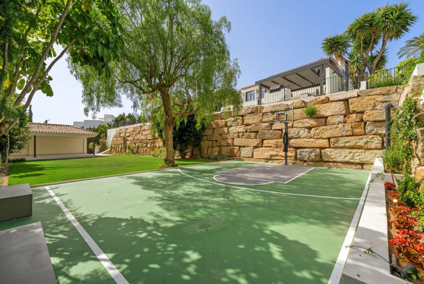 R5159374-Villa-For-Sale-The-Golden-Mile-Detached-5-Beds-734-Built-6