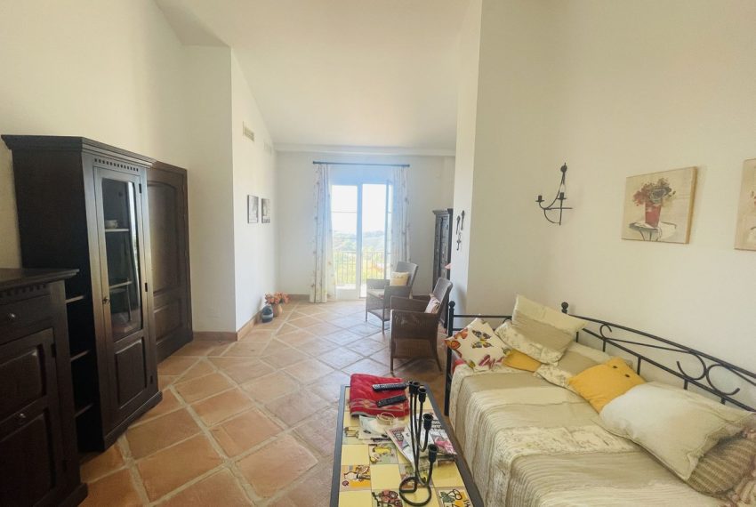 R5159485-Villa-For-Sale-Istan-Detached-2-Beds-203-Built-12
