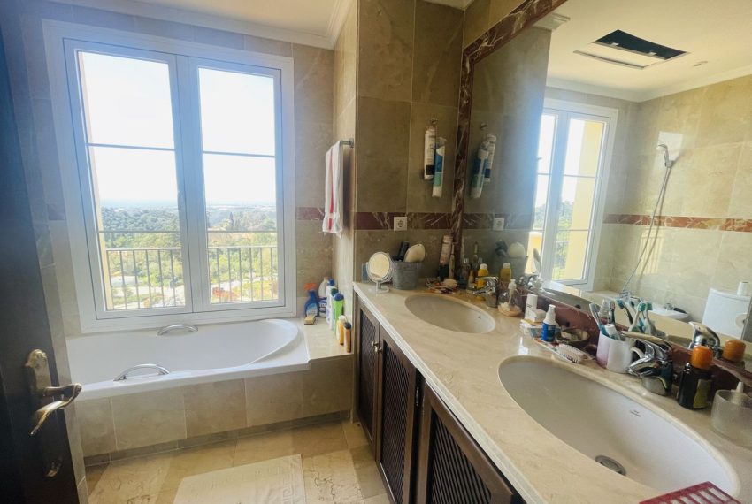 R5159485-Villa-For-Sale-Istan-Detached-2-Beds-203-Built-15