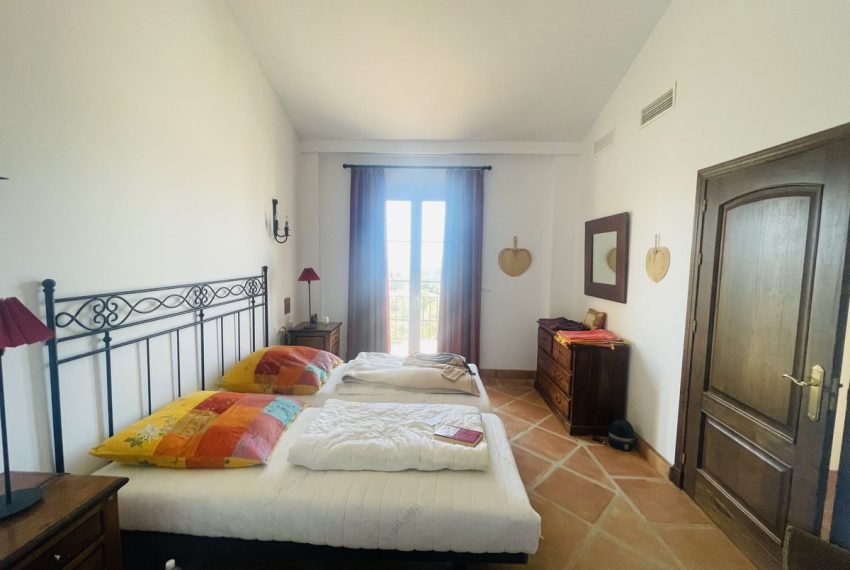 R5159485-Villa-For-Sale-Istan-Detached-2-Beds-203-Built-17