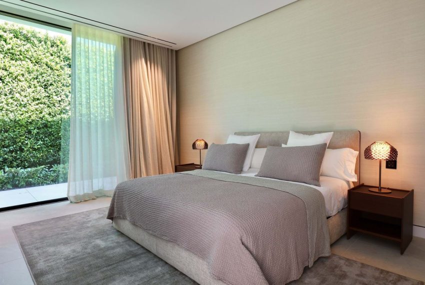 R5159518-Villa-For-Sale-The-Golden-Mile-Detached-5-Beds-720-Built-15