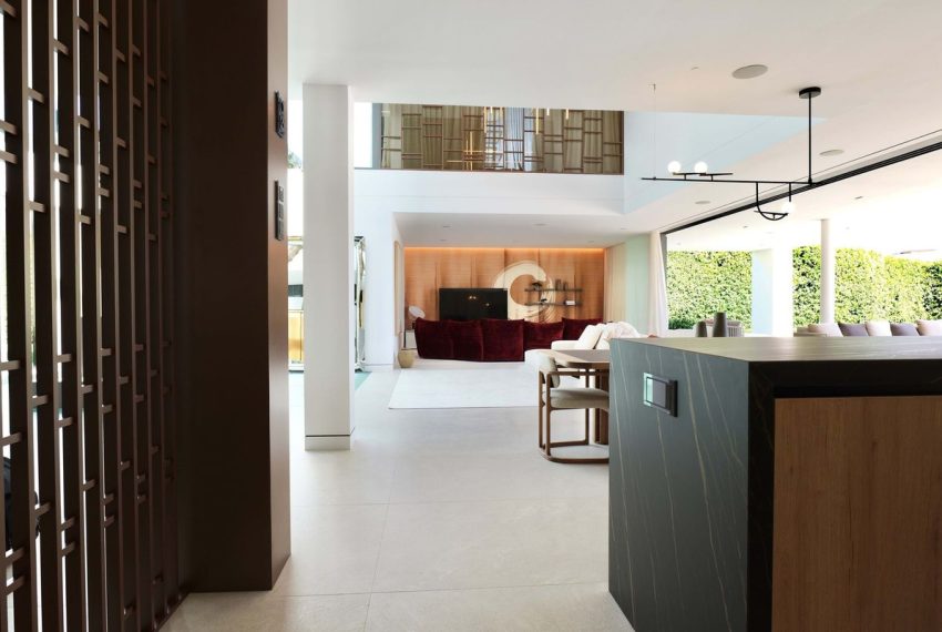 R5159518-Villa-For-Sale-The-Golden-Mile-Detached-5-Beds-720-Built-8